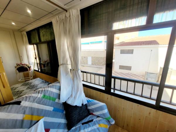 Piso en plaza de Mil Palmeras, 25