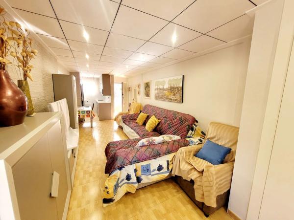 Piso en plaza de Mil Palmeras, 25