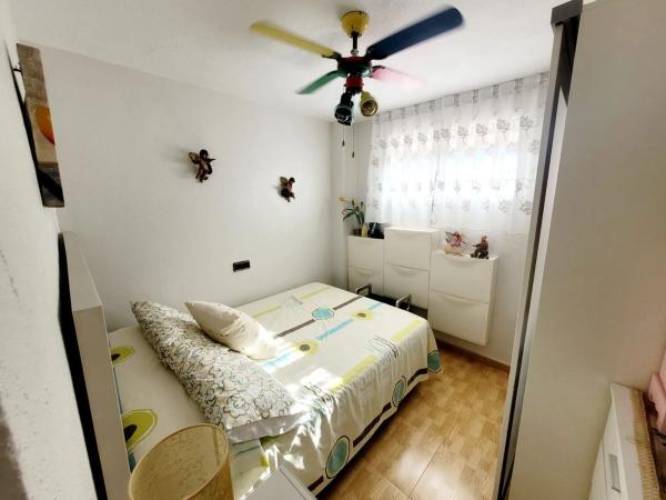 Piso en plaza de Mil Palmeras, 25