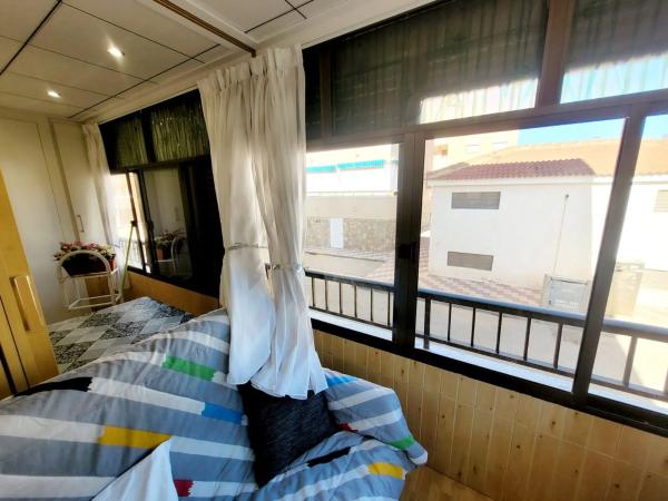 Piso en plaza de Mil Palmeras, 25