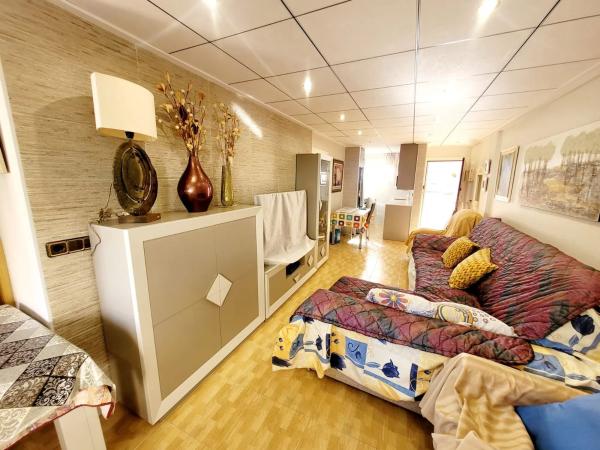 Piso en plaza de Mil Palmeras, 25