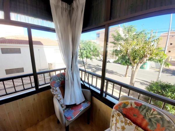 Piso en plaza de Mil Palmeras, 25