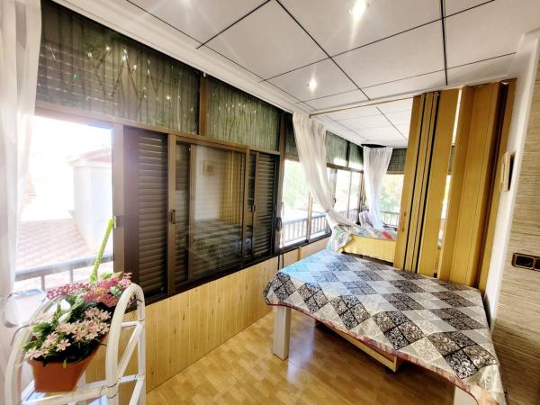 Piso en plaza de Mil Palmeras, 25