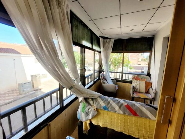 Piso en plaza de Mil Palmeras, 25