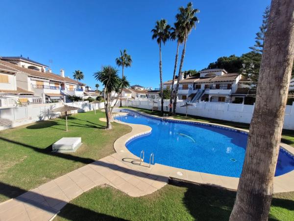 Chalet pareado en calle Río Esla s/n