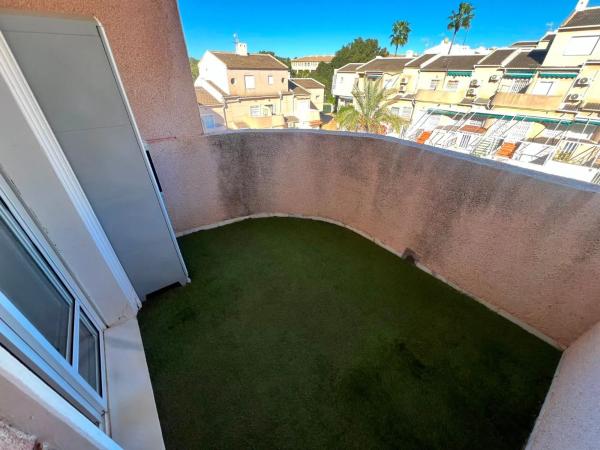 Ático en calle Palmera Canaria