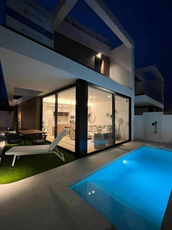 Chalet en Zona Pueblo