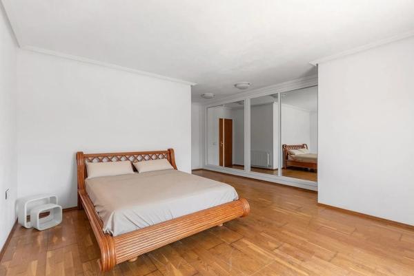 Chalet en Zona Pueblo