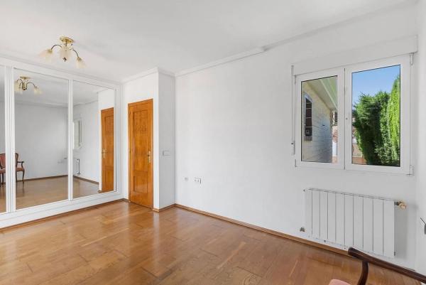 Chalet en Zona Pueblo