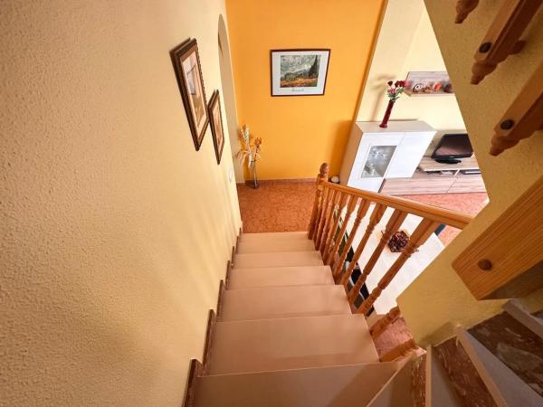 Chalet pareado en calle la Estrella