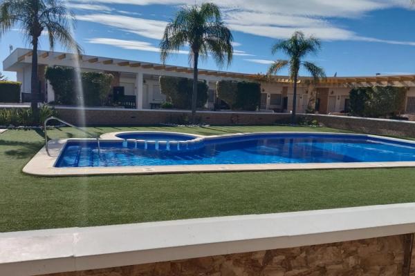 Chalet adosado en avenida de Suecia