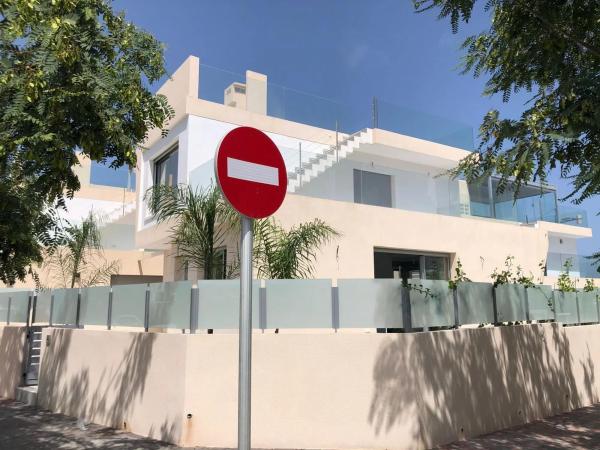 Casa independiente en calle Liverpool, 12