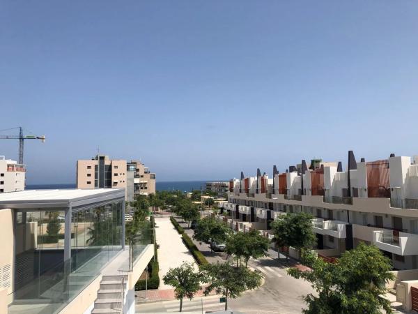 Casa independiente en calle Liverpool, 12