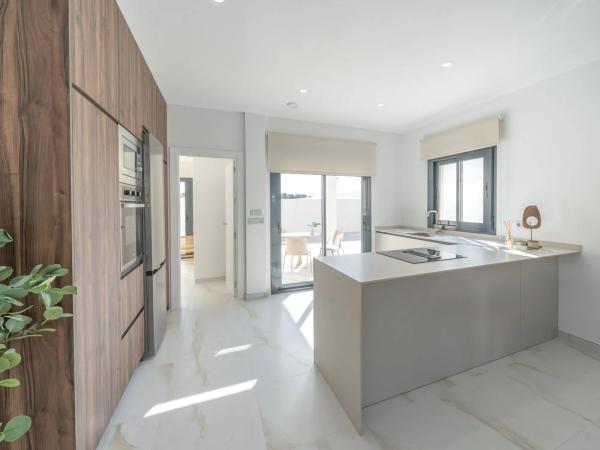 Casa independiente en calle Lentisco