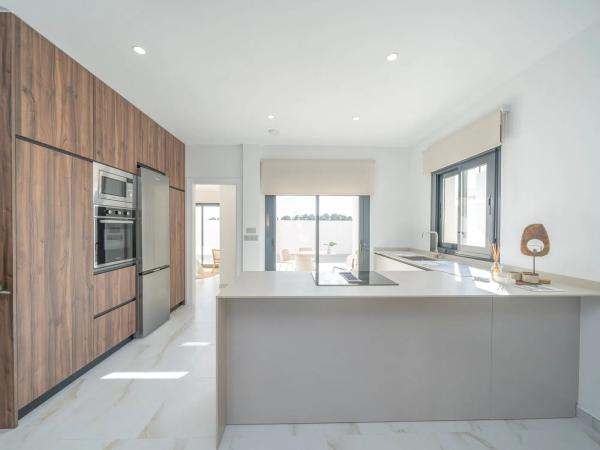 Casa independiente en calle Lentisco