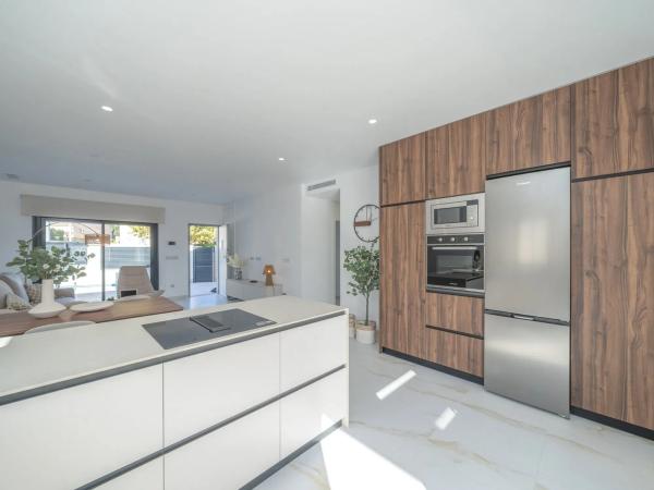 Casa independiente en calle Lentisco