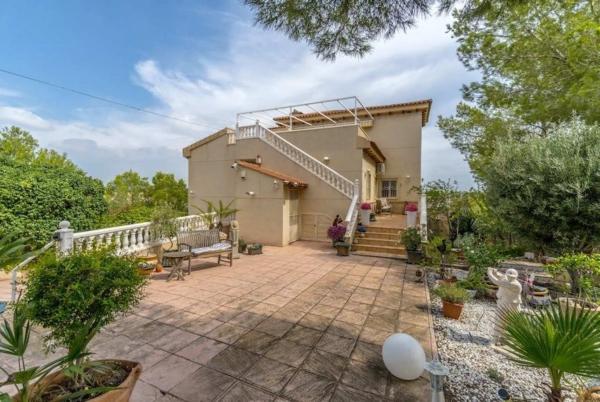 Chalet en calle Mimosa