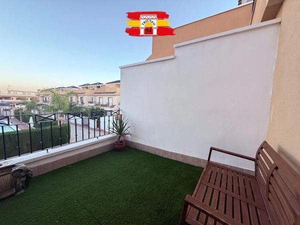 Casa independiente en avenida de Europa