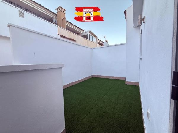 Casa independiente en avenida de Europa