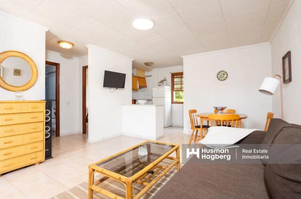 Chalet adosado en Radhus med trädgård och balkong i soligt läge s/n