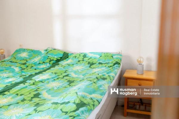 Chalet adosado en Radhus med trädgård och balkong i soligt läge s/n