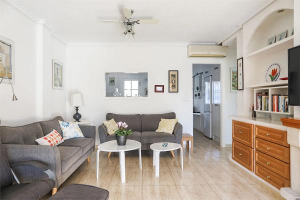 Chalet adosado en calle la Pinada