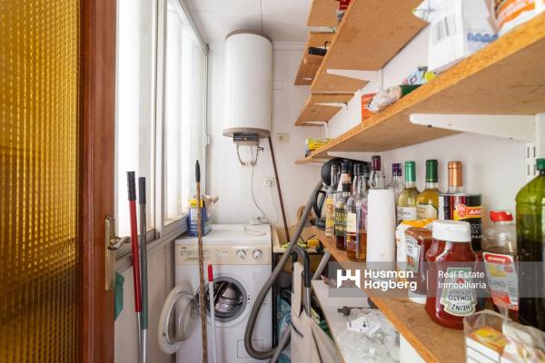 Chalet adosado en Radhus med trädgård och balkong i soligt läge s/n