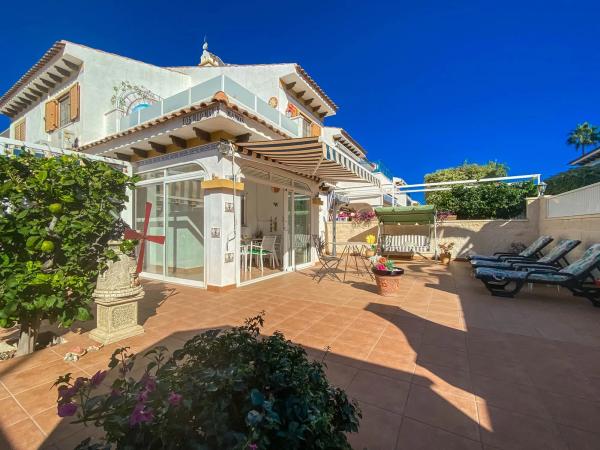 Chalet adosado en calle Río Guadalquivir