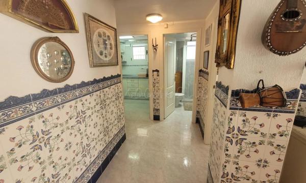 Casa independiente en calle Hinojo