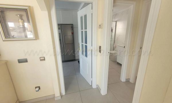 Casa independiente en calle Hinojo