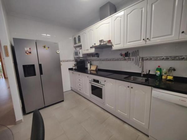 Chalet adosado en CL Ciudad De Castellon