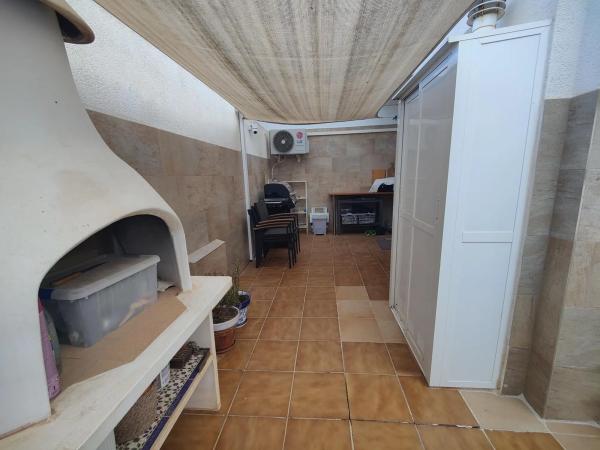Chalet adosado en CL Ciudad De Castellon