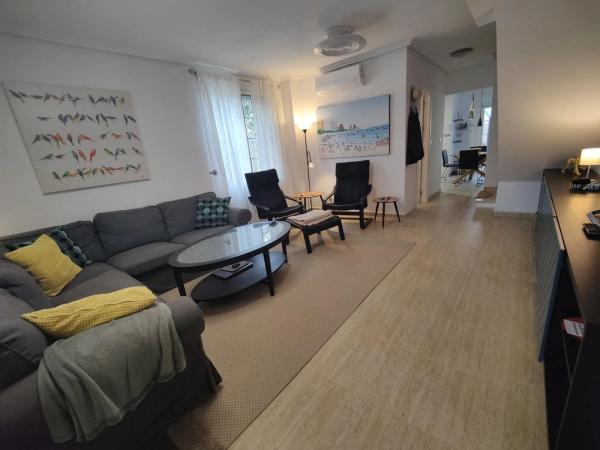 Chalet adosado en CL Ciudad De Castellon