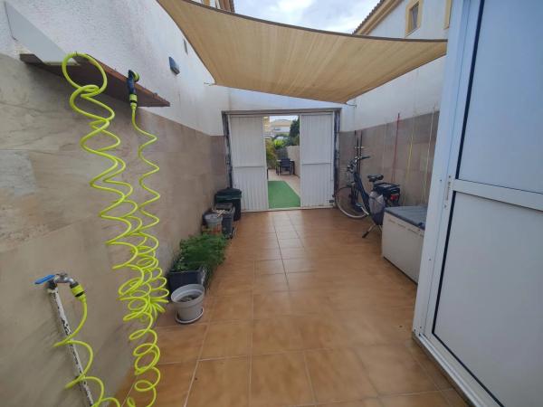 Chalet adosado en CL Ciudad De Castellon