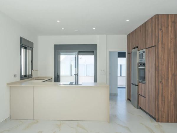 Casa independiente en calle Esparto