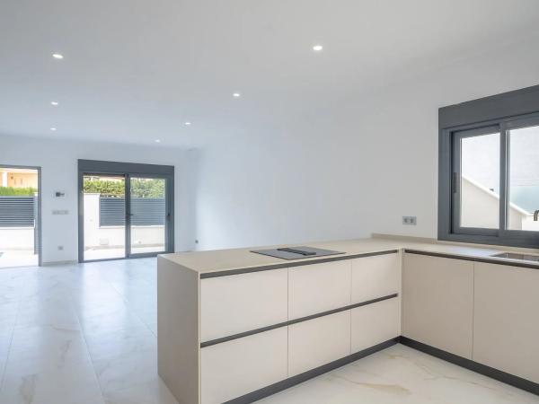 Casa independiente en calle Lentisco