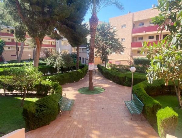 Piso en avenida de Italia