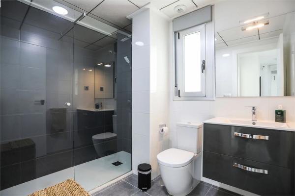 Casa independiente en calle Ancla