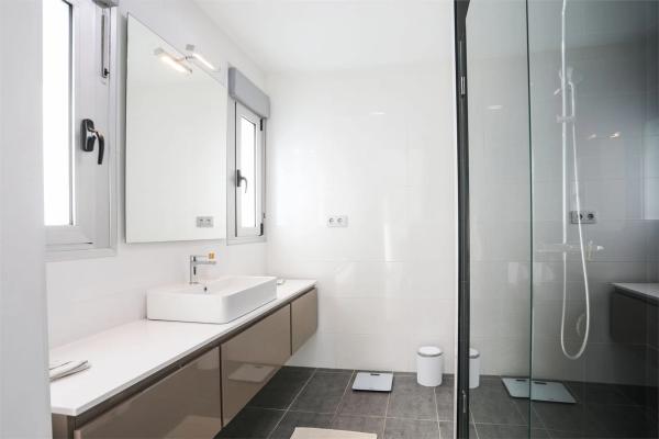 Casa independiente en calle Ancla