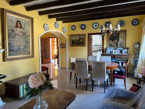 Casa independiente en calle Acebo