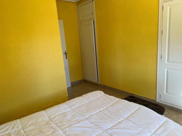 Casa independiente en calle Acebo