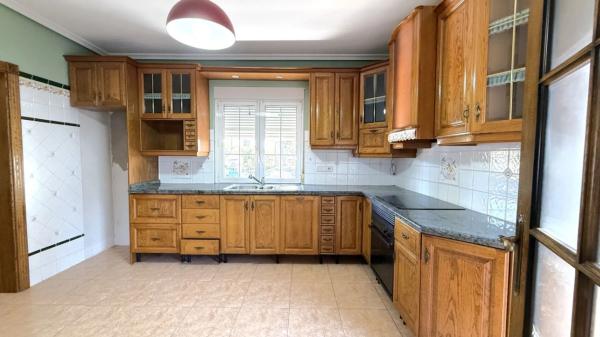 Chalet en Zona Pueblo