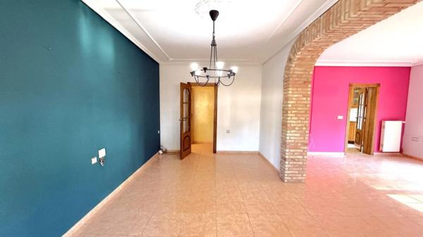 Chalet en Zona Pueblo