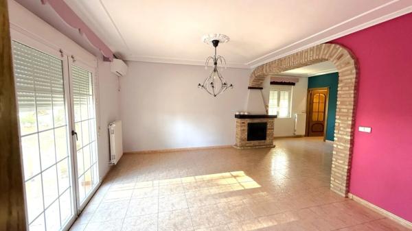 Chalet en Zona Pueblo