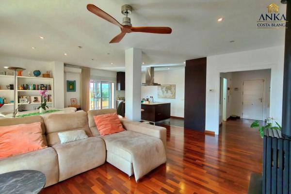 Ático en CL Sagrada Familia, 94