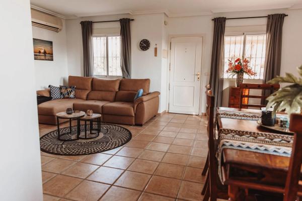 Casa independiente en calle Arce, 9