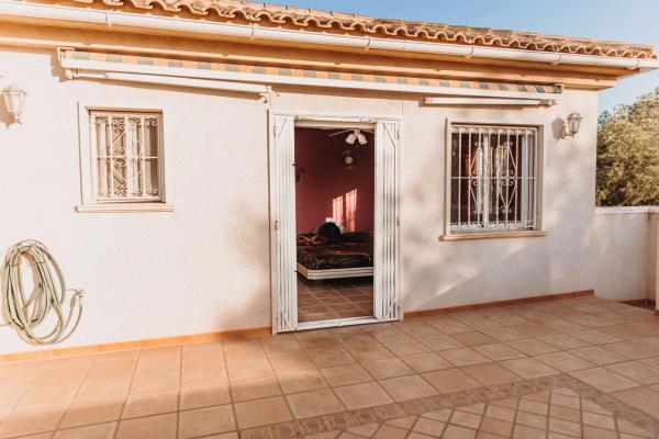 Casa independiente en calle Arce, 9