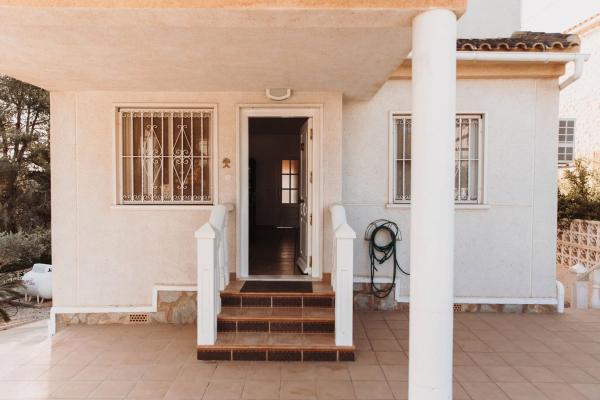 Casa independiente en calle Arce, 9