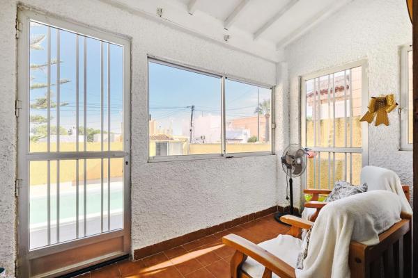 Casa independiente en calle Moreras