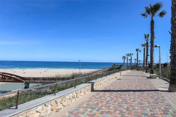 Piso en calle Ausias March